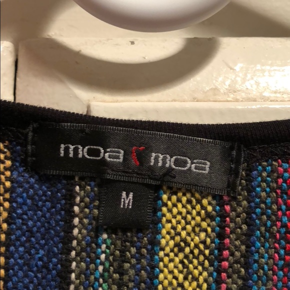 Black Tapestry Top - Picture 3 of 3